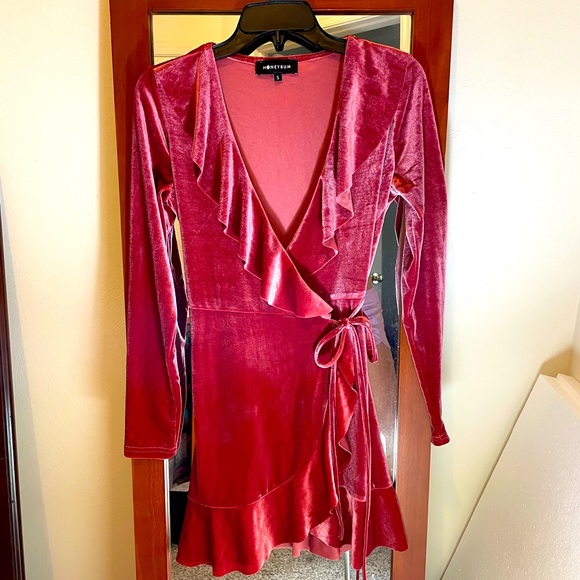 HONEYBUM VELVET LONGSLEEVE RUGFLE WRAP DRESS - Picture 1 of 6